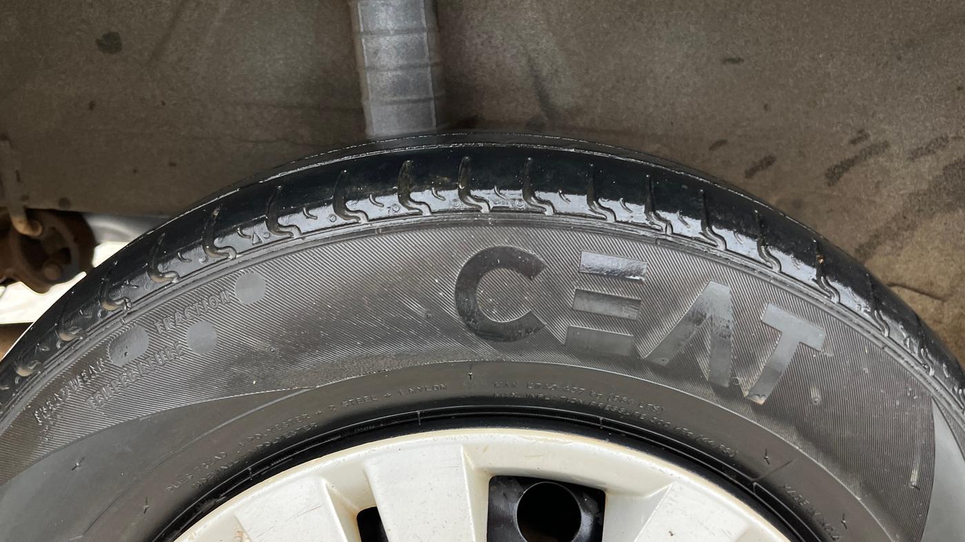 2015 Datsun Go T, Petrol, Manual, 1,48,127 km, Right Rear Tyre Tread