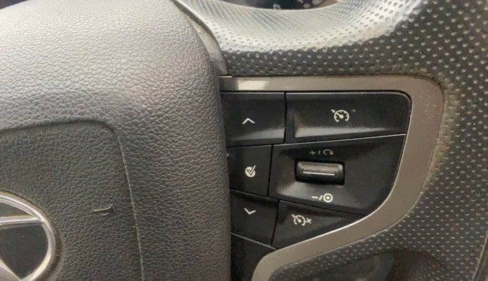 2020 Tata Harrier XZ PLUS 2.0L, Diesel, Manual, 64,706 km, Adaptive Cruise Control