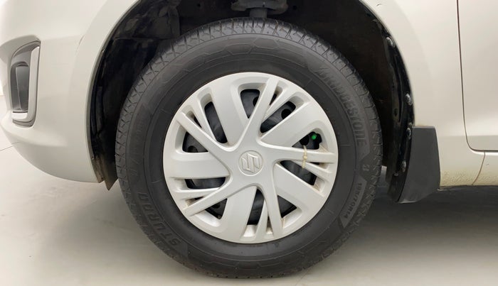 2016 Maruti Swift VXI, Petrol, Manual, 33,457 km, Left Front Wheel