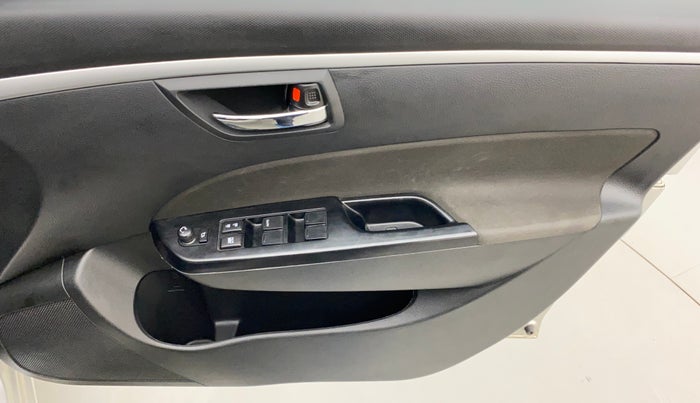 2016 Maruti Swift VXI, Petrol, Manual, 33,457 km, Driver Side Door Panels Control