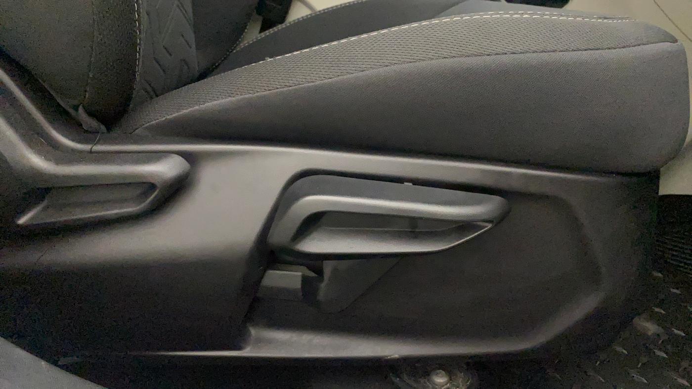 2023 Tata NEXON XZA PLUS PETROL, Petrol, Automatic, 6,437 km, Driver Side Adjustment Panel