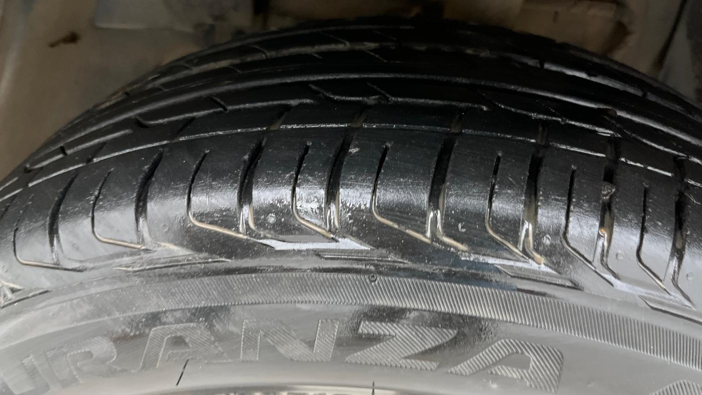 2020 Tata NEXON XZA PLUS PETROL, Petrol, Automatic, 73,067 km, Left Front Tyre Tread