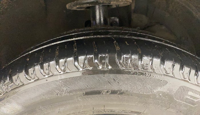 2021 Maruti XL6 ZETA AT, Petrol, Automatic, 37,942 km, Right Front Tyre Tread