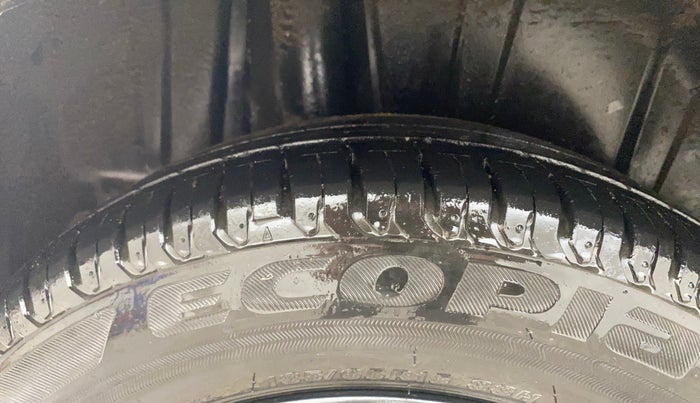 2021 Maruti XL6 ZETA AT, Petrol, Automatic, 37,942 km, Right Rear Tyre Tread