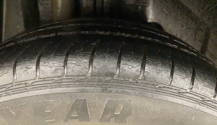 2020 Ford FREESTYLE TITANIUM 1.2 PETROL, Petrol, Manual, 58,367 km, Right Rear Tyre Tread