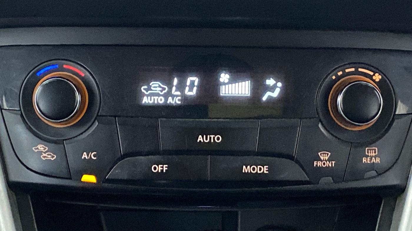 2015 Maruti S Cross ZETA 1.3, Diesel, Manual, 74,698 km, Automatic Climate Control