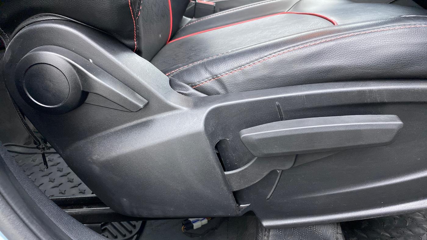 2021 Tata PUNCH ACCOMPLISHED AMT, Petrol, Automatic, 10,218 km, Driver Side Adjustment Panel