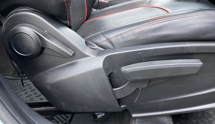 2021 Tata PUNCH ACCOMPLISHED AMT, Petrol, Automatic, 10,218 km, Driver Side Adjustment Panel