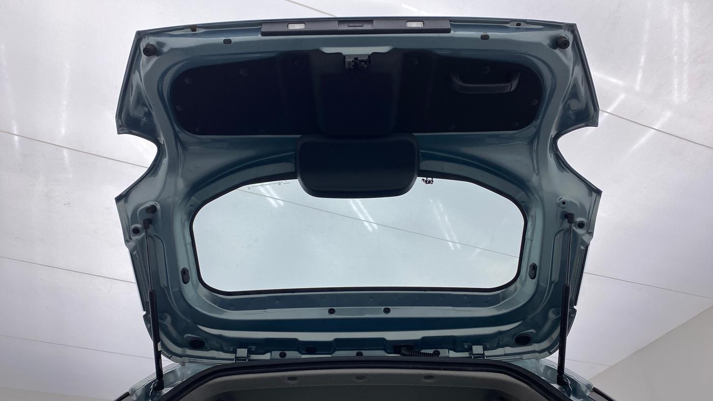 2021 Tata PUNCH ACCOMPLISHED AMT, Petrol, Automatic, 10,218 km, Boot Door Open