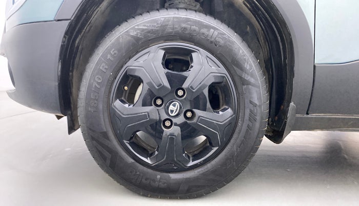 2021 Tata PUNCH ACCOMPLISHED AMT, Petrol, Automatic, 10,218 km, Left Front Wheel
