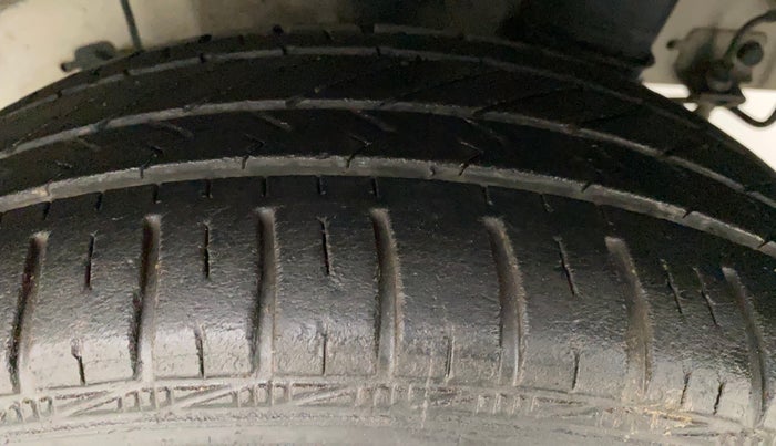 2018 Hyundai Grand i10 SPORTZ AT 1.2 KAPPA VTVT, Petrol, Automatic, 17,497 km, Left Rear Tyre Tread