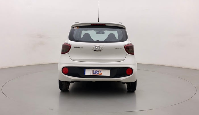 2018 Hyundai Grand i10 SPORTZ AT 1.2 KAPPA VTVT, Petrol, Automatic, 17,497 km, Back/Rear