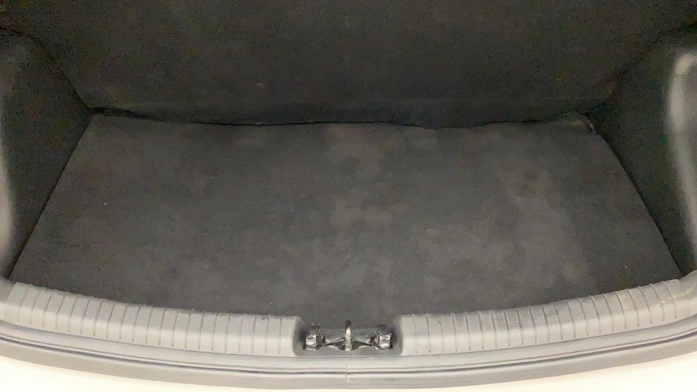 2018 Hyundai Grand i10 SPORTZ AT 1.2 KAPPA VTVT, Petrol, Automatic, 17,497 km, Boot Inside