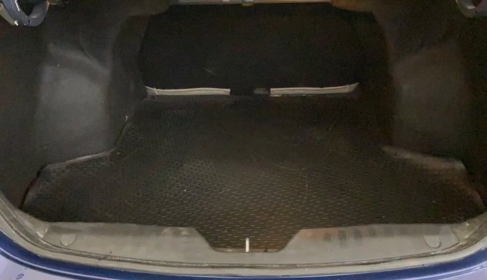 2018 Maruti Ciaz DELTA AT 1.5 SHVS PETROL, Petrol, Automatic, 70,570 km, Boot Inside