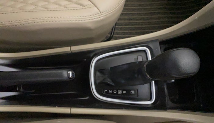 2018 Maruti Ciaz DELTA AT 1.5 SHVS PETROL, Petrol, Automatic, 70,570 km, Gear Lever