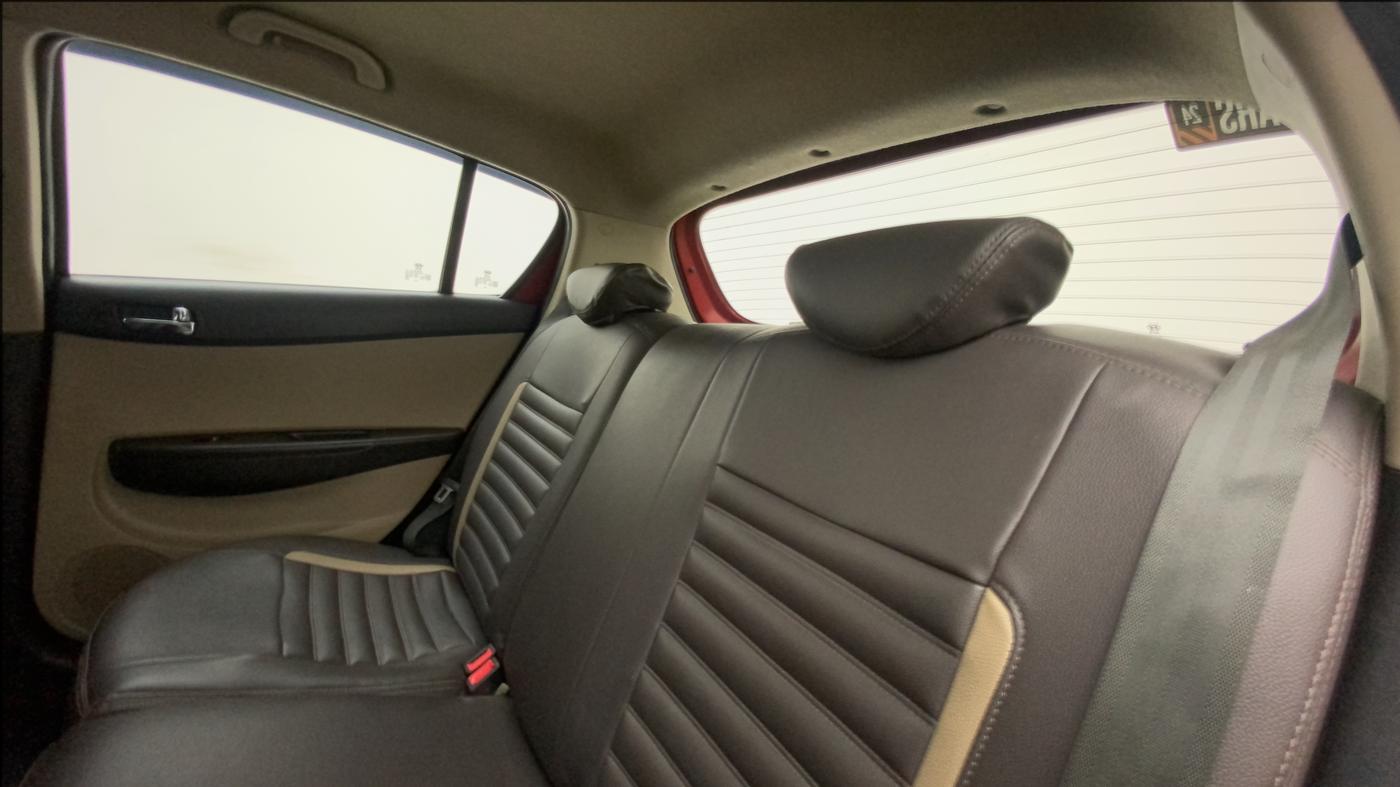 2013 Hyundai i20 ASTA 1.4 CRDI, Diesel, Manual, 67,051 km, Right Side Rear Door Cabin