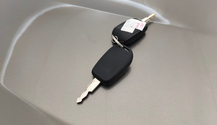 2018 Renault Kwid RXT 0.8 (O), Petrol, Manual, 41,202 km, Key Close Up