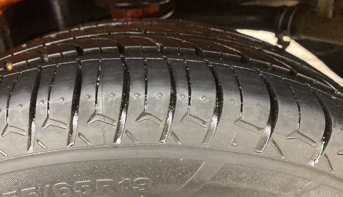 2017 Maruti Alto K10 VXI (O) AMT, Petrol, Automatic, 61,490 km, Left Rear Tyre Tread