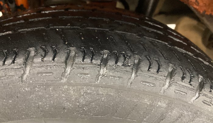 2017 Maruti Alto K10 VXI (O) AMT, Petrol, Automatic, 61,490 km, Right Rear Tyre Tread