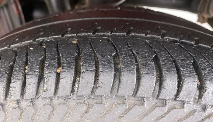 2012 Maruti Alto K10 VXI P, Petrol, Manual, 90,011 km, Left Rear Tyre Tread