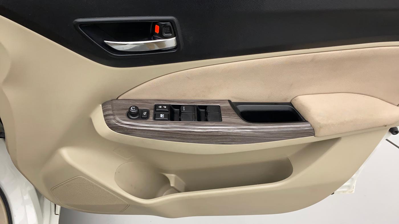 2020 Maruti Dzire VXI, Petrol, Manual, 37,206 km, Driver Side Door Panels Control
