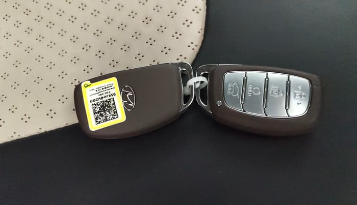 2023 Hyundai Creta SX IVT 1.5 PETROL, Petrol, Automatic, 29,989 km, Key Close Up