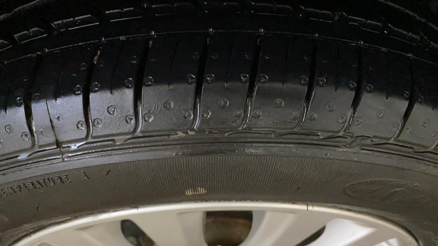 2022 Maruti Ciaz ZETA 1.5 SHVS MT PETROL, Petrol, Manual, 56,161 km, Right Rear Tyre Tread