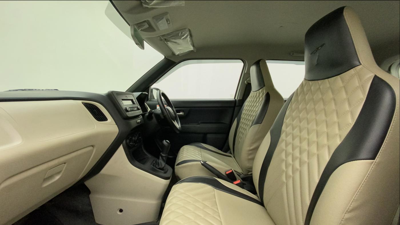 2022 Maruti New Wagon-R VXI CNG 1.0, CNG, Manual, 51,651 km, Right Side Front Door Cabin