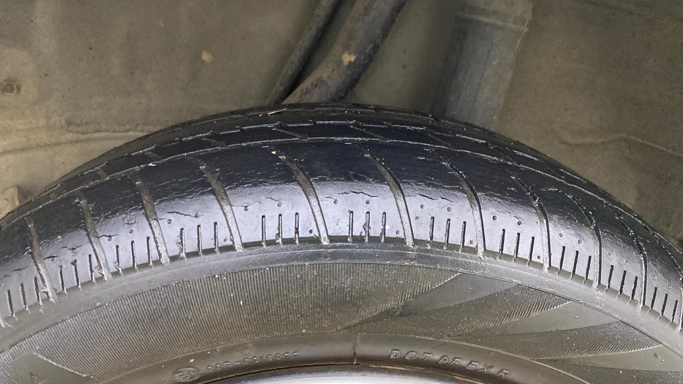 2019 Honda Amaze 1.2L I-VTEC S, Petrol, Manual, 28,144 km, Left Rear Tyre Tread