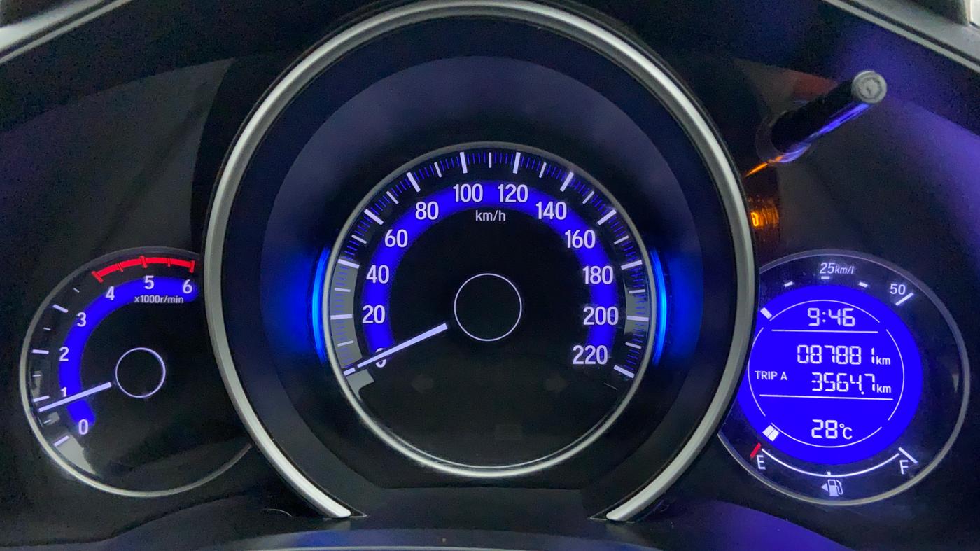 2017 Honda WR-V 1.5 i-DTEC VX MT, Diesel, Manual, 87,926 km, Odometer Image