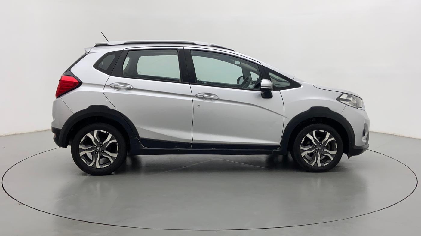 2017 Honda WR-V 1.5 i-DTEC VX MT, Diesel, Manual, 87,926 km, Right Side