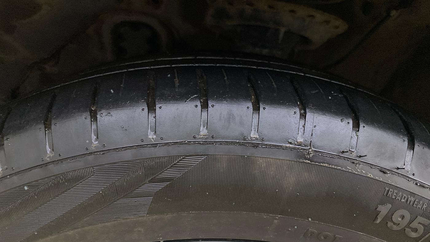 2013 Hyundai Verna FLUIDIC 1.6 CRDI SX OPT AT, Diesel, Automatic, 30,869 km, Left Front Tyre Tread