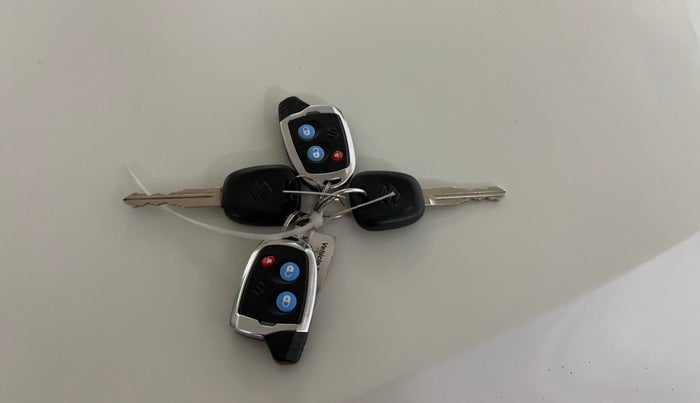 2020 Maruti Baleno SIGMA PETROL 1.2, Petrol, Manual, 14,636 km, Key Close Up