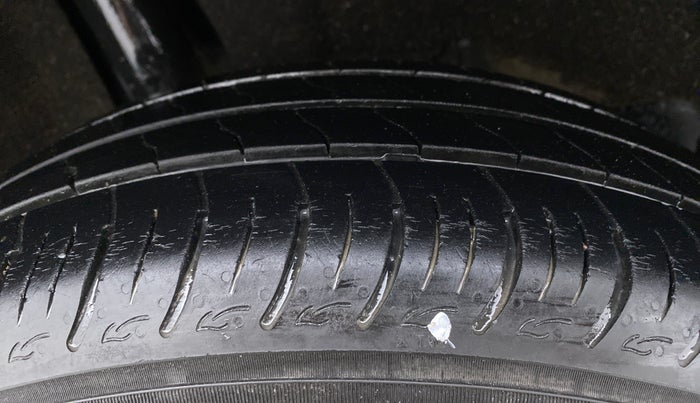 2019 Maruti Baleno DELTA PETROL 1.2, Petrol, Manual, 17,136 km, Right Rear Tyre Tread
