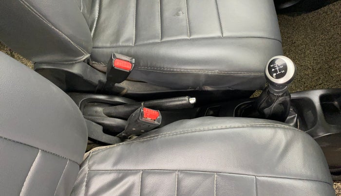 2014 Maruti Wagon R 1.0 VXI, Petrol, Manual, 39,844 km, Gear Lever