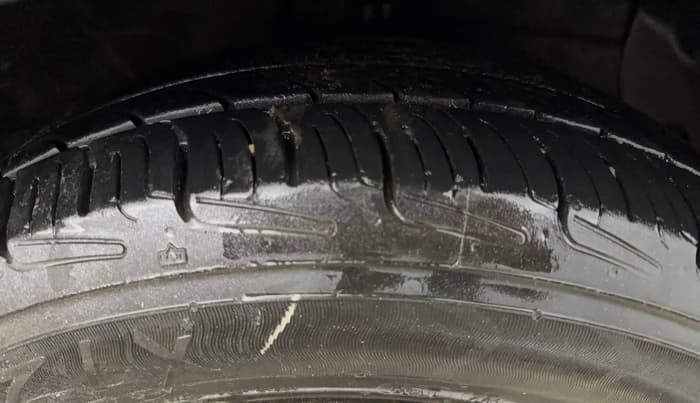 2018 Hyundai Grand i10 MAGNA AT 1.2 KAPPA VTVT, Petrol, Automatic, 47,228 km, Right Front Tyre Tread