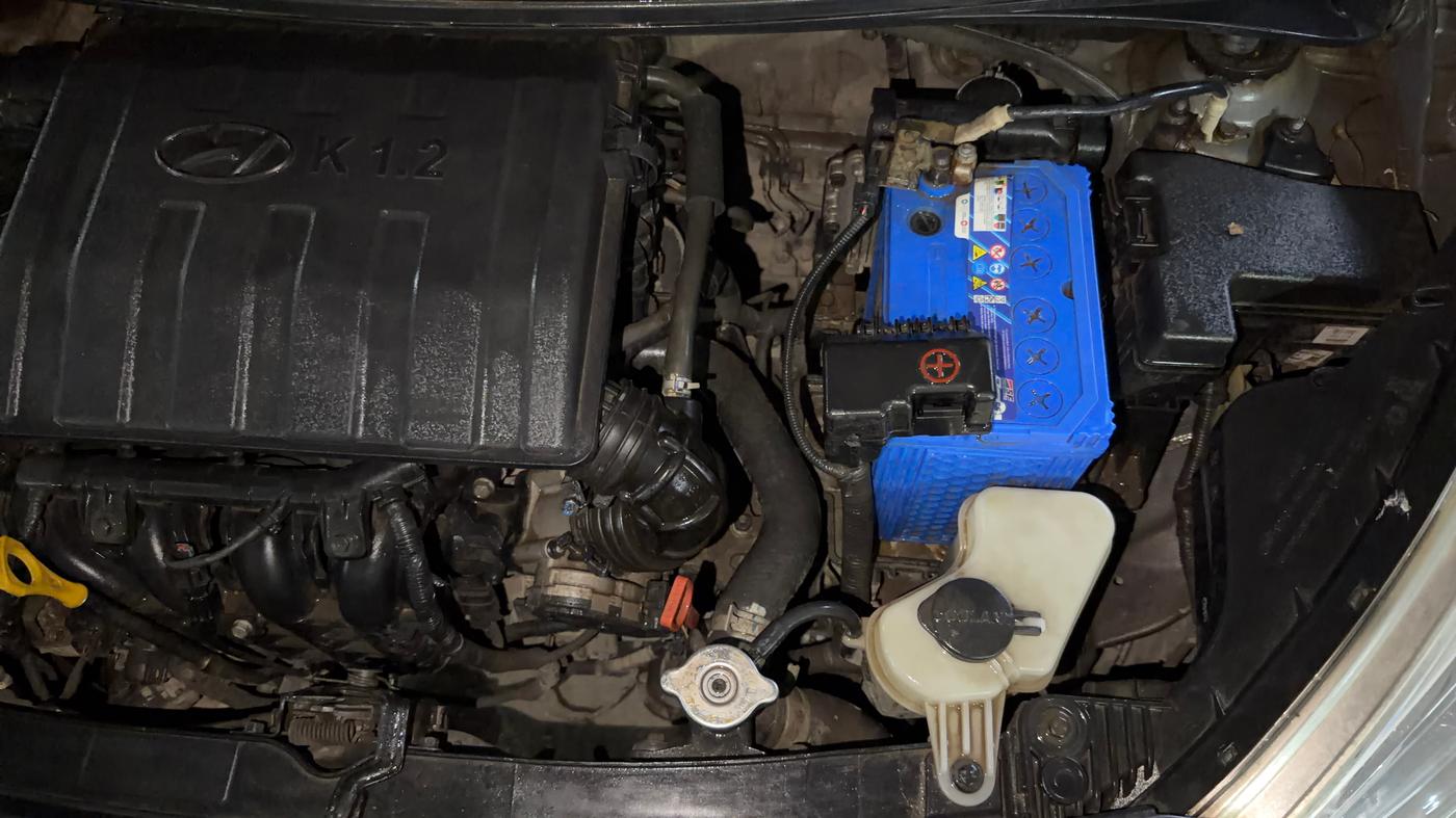 2018 Hyundai Grand i10 MAGNA AT 1.2 KAPPA VTVT, Petrol, Automatic, 47,108 km, Engine View - Left