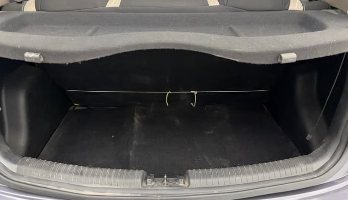 2018 Hyundai Grand i10 MAGNA AT 1.2 KAPPA VTVT, Petrol, Automatic, 47,228 km, Boot Inside