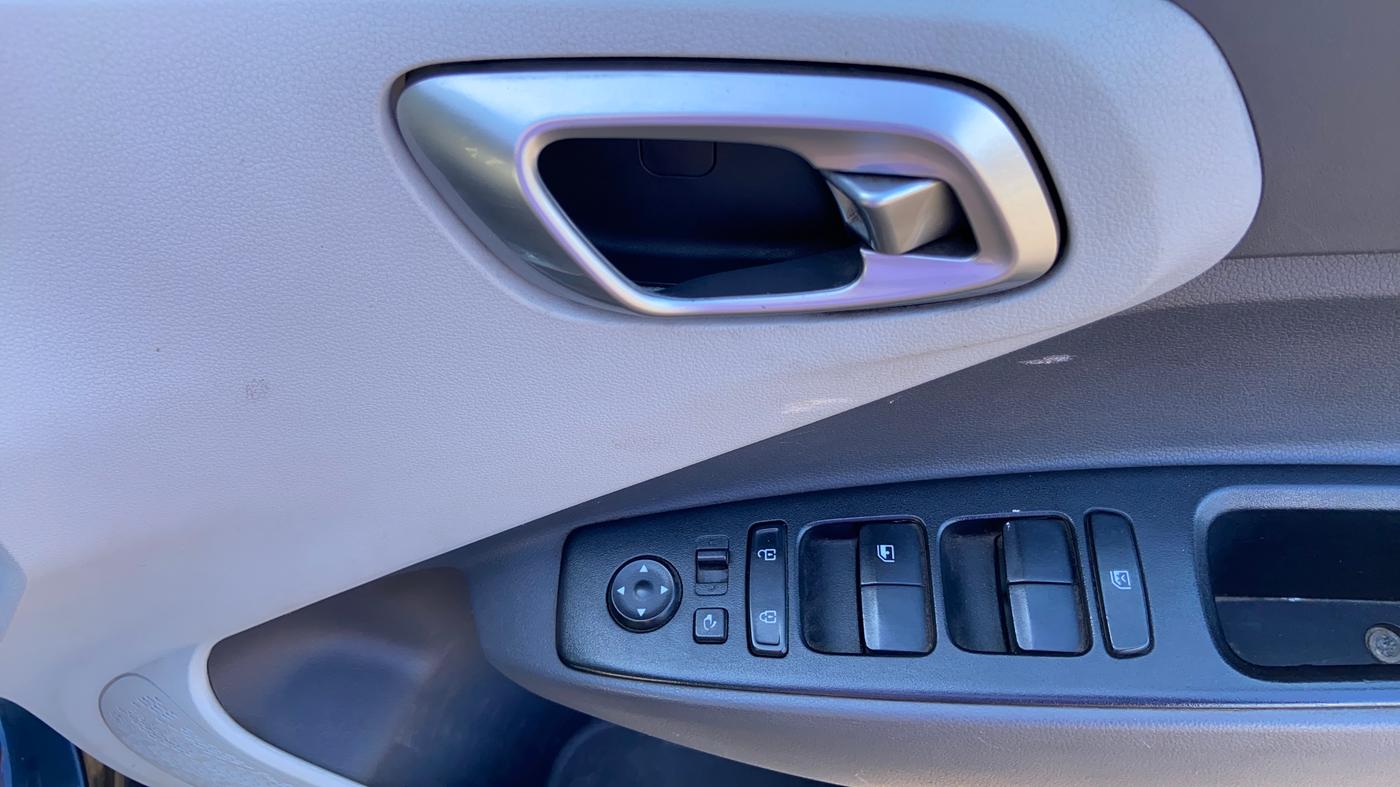2020 Hyundai GRAND I10 NIOS SPORTZ AMT 1.2 KAPPA VTVT, Petrol, Automatic, 58,162 km, Driver Side Door Panels Control