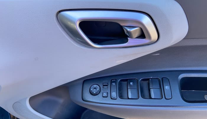 2020 Hyundai GRAND I10 NIOS SPORTZ AMT 1.2 KAPPA VTVT, Petrol, Automatic, 58,162 km, Driver Side Door Panels Control