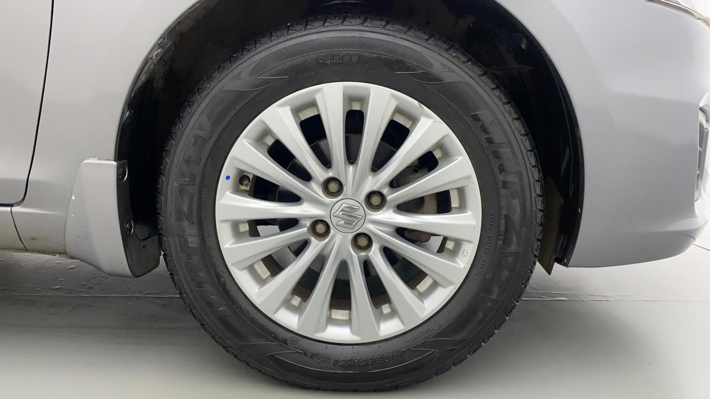 2018 Maruti Ciaz ZETA 1.4 VVT AMT, Petrol, Automatic, 27,048 km, Right Front Wheel