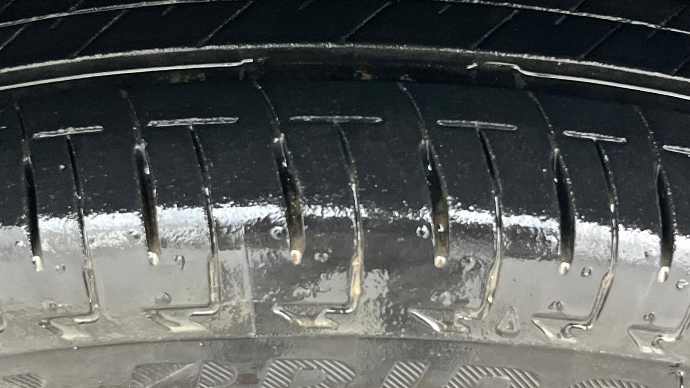2019 Honda Amaze 1.2L I-VTEC S, Petrol, Manual, 90,306 km, Left Front Tyre Tread