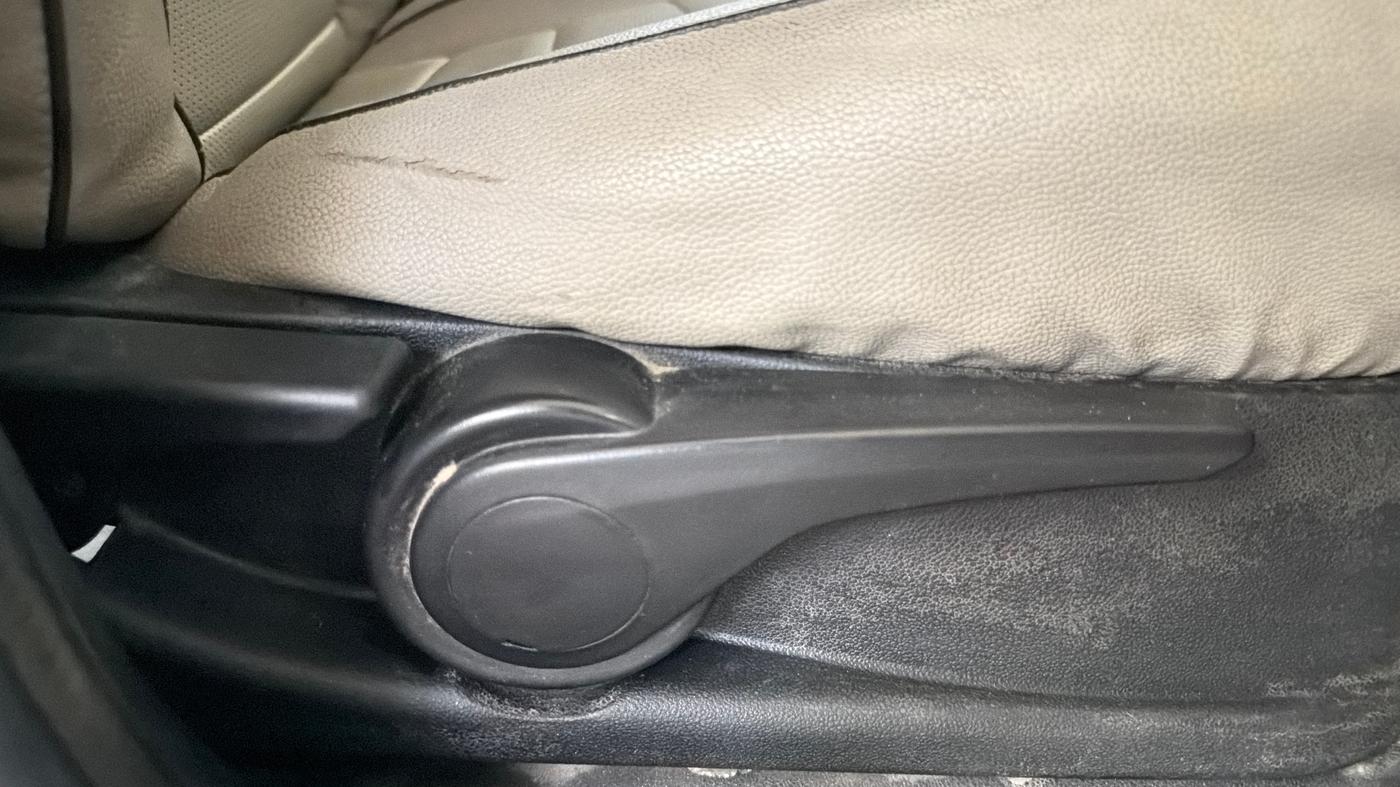 2018 Tata TIGOR XT PETROL, Petrol, Manual, 79,845 km, Driver Side Adjustment Panel