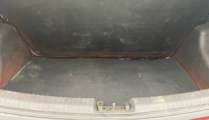 2015 Hyundai Grand i10 ASTA AT 1.2 KAPPA VTVT, Petrol, Automatic, 36,340 km, Boot Inside