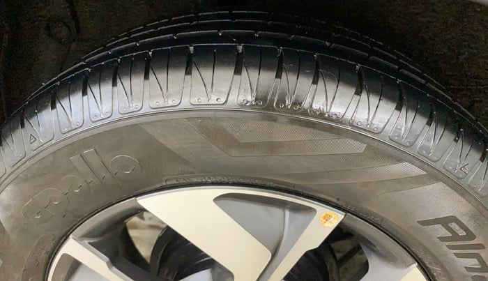 2021 KIA SONET GTX PLUS 1.0 IMT, Petrol, Manual, 27,561 km, Right Rear Tyre Tread