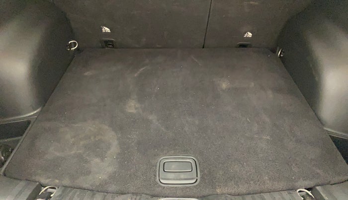 2018 Jeep Compass SPORT 2.0 DIESEL, Diesel, Manual, 39,138 km, Boot Inside