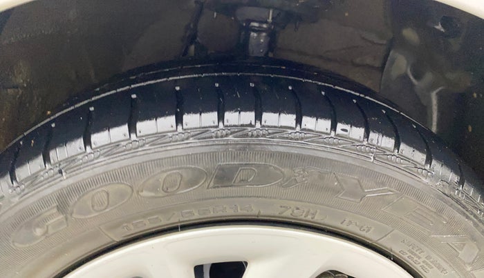 2017 Hyundai Grand i10 SPORTZ 1.2 KAPPA VTVT, Petrol, Manual, 59,232 km, Right Front Tyre Tread