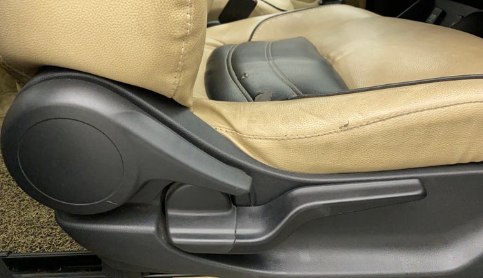 2019 Honda Amaze 1.2L I-VTEC S, Petrol, Manual, 35,163 km, Driver Side Adjustment Panel