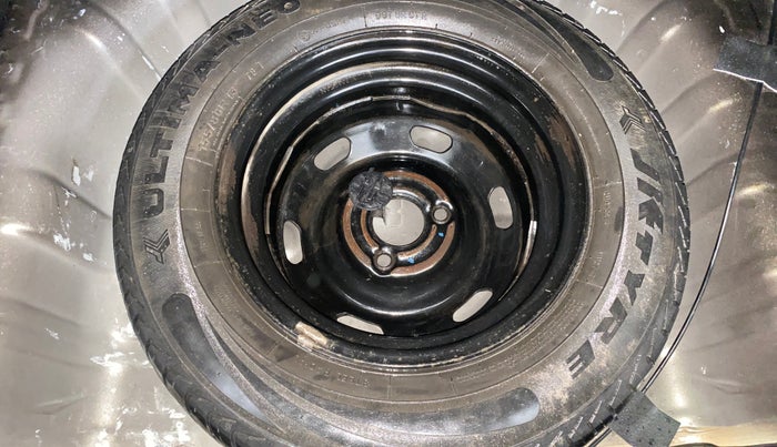 2018 Renault Kwid RXT 1.0 AMT (O), Petrol, Automatic, 62,125 km, Spare Tyre