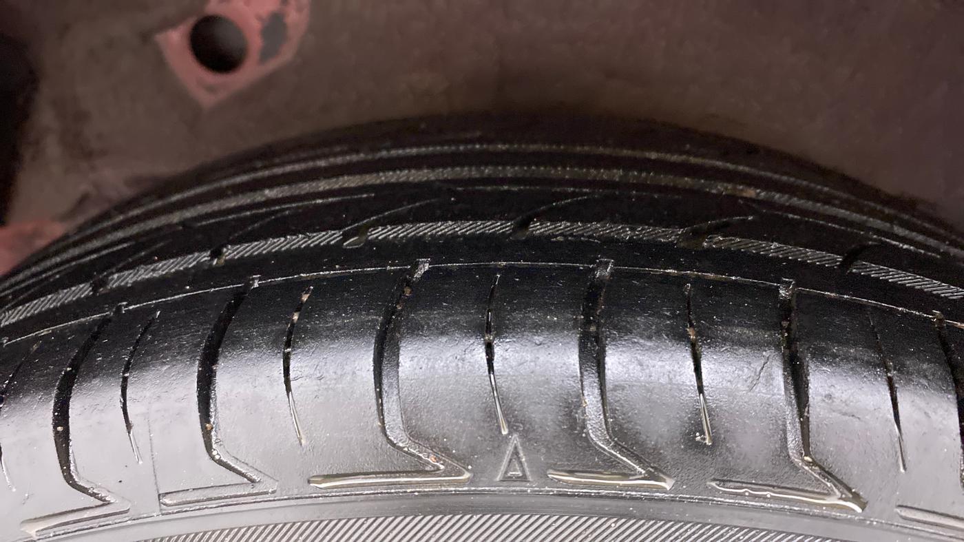 2010 Hyundai i10 MAGNA 1.2, Petrol, Manual, 69,541 km, Right Rear Tyre Tread